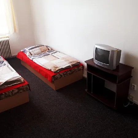 Hostel Pod Mostem *