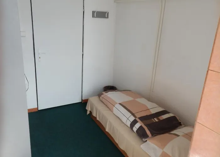 Pod Mostem Vandrarhem *